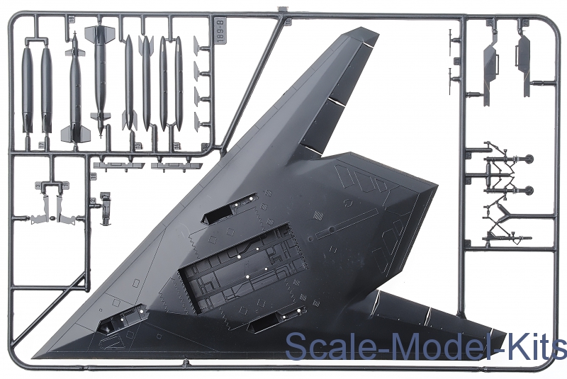 玄関先迄納品 トランペッター 1/32 F-117A ナイトホーク AFVクラブ