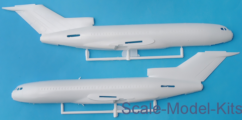 Boeing 727-100 Germania Set 1:144 Plastic Model Kit REVELL