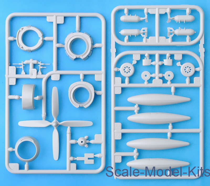 F4U-4 Corsair Revell Kit 1:72 RV03955