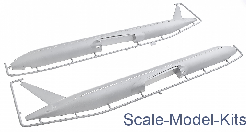 Boeing 777-300 ER Civil airliner-Zvezda plastic scale model kit in 